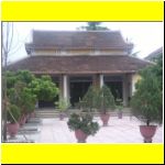 hong_duc_02.html